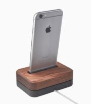⁦iPhone dock⁩ - الصورة ⁦2⁩